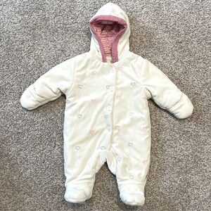 Juicy Couture Baby Snow Suit, Size 3-6 months. Cream with Pink & Grey Hearts